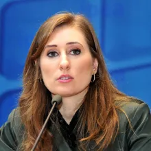 Dr. Leila Posenato Garcia